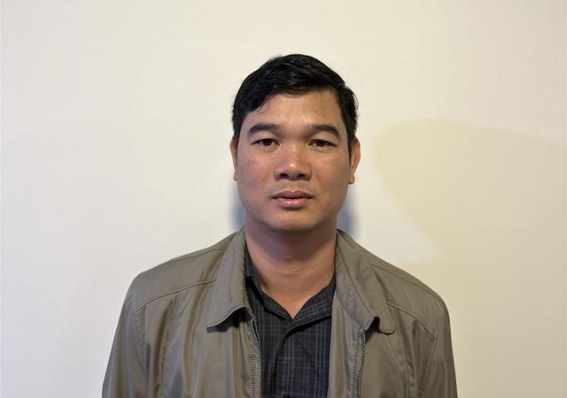 Khởi tố, bắt tạm giam Chủ tịch HĐQT, Phó Tổng Giám đốc, Kế toán trưởng Tập đoàn Phúc Sơn- Ảnh 6. Khởi tố, bắt tạm giam Chủ tịch HĐQT, Phó Tổng Giám đốc, Kế toán trưởng Tập đoàn Phúc Sơn- Ảnh 6.