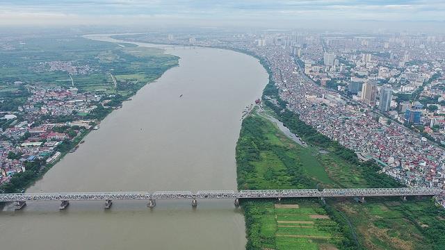 Xây đập tràn trên sông Hồng, lấy nước 'hồi sinh' sông Tô Lịch- Ảnh 1. Xây đập tràn trên sông Hồng, lấy nước 'hồi sinh' sông Tô Lịch- Ảnh 1.