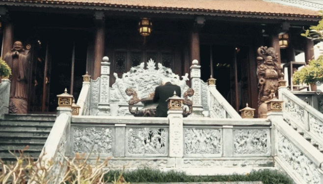 Không gian thờ cúng rộng bằng một ngôi nhà, trị giá hàng tỷ đồng Không gian thờ cúng rộng bằng một ngôi nhà, trị giá hàng tỷ đồng