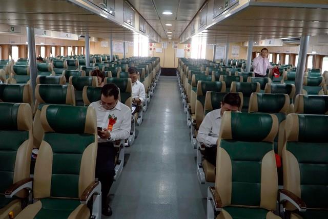 Khai trương tàu cao tốc TPHCM-Côn Đảo với sức chứa hơn 1.000 khách- Ảnh 3. Khai trương tàu cao tốc TPHCM-Côn Đảo với sức chứa hơn 1.000 khách- Ảnh 3.