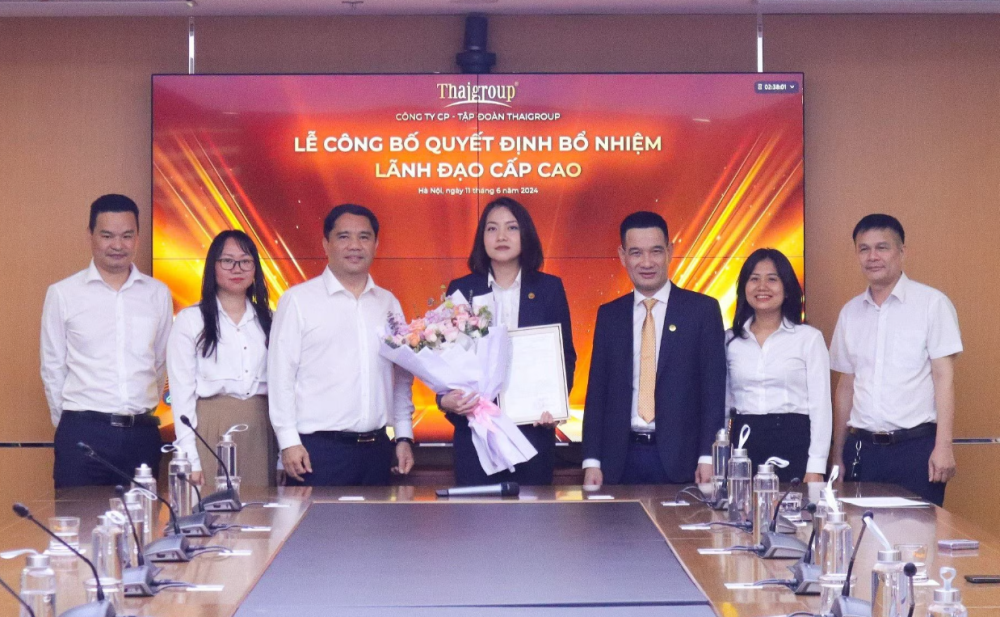 Lễ bổ nhiệm bà Bùi Thái Ly giữ vị trí Tổng giám đốc. Lễ bổ nhiệm bà Bùi Thái Ly giữ vị trí Tổng giám đốc.