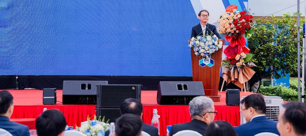 Chủ tịch THACO Trần Bá Dương dự và phát biểu Chủ tịch THACO Trần Bá Dương dự và phát biểu