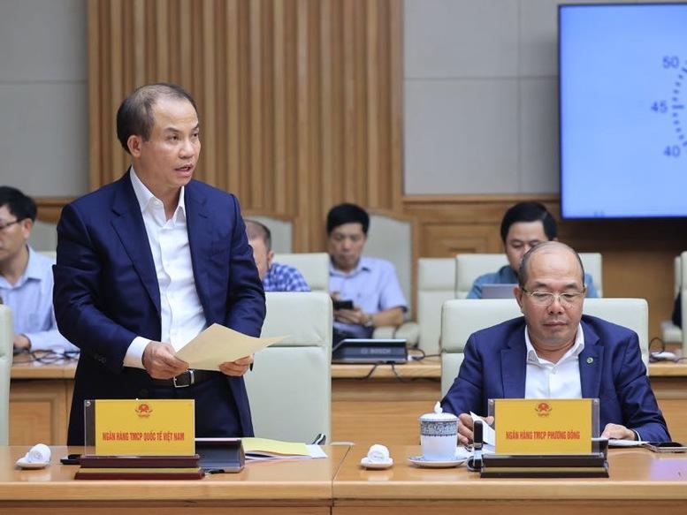 Chủ tịch VIB Đặng Khắc Vỹ phát biểu tại hội nghị. Ảnh: VGP Chủ tịch VIB Đặng Khắc Vỹ phát biểu tại hội nghị. Ảnh: VGP