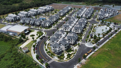 Chủ đầu tư “đua nhau” đẩy hàng tồn giá cao, giao dịch nhà phố - biệt thự vẫn chưa thoát đáy dù tăng mạnh