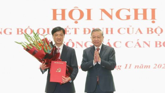 Chủ nhiệm Ủy ban Kiểm tra Trung ương Nguyễn Duy Ngọc làm Bí thư Thành ủy Hà Nội