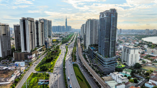 Vốn ngoại đổ vào bất động sản vượt 5,7 tỷ USD sau 11 tháng