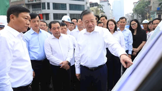 Tổng Bí thư, Chủ tịch nước Tô Lâm kiểm tra tiến độ thi công một số công trình, dự án trọng điểm của Thủ đô