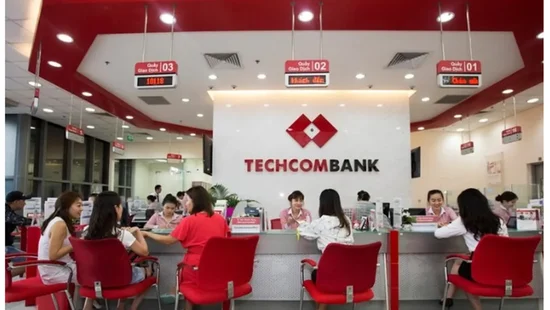 Giảm mạnh cho vay kinh doanh bất động sản, Techcombank vẫn báo lãi khủng