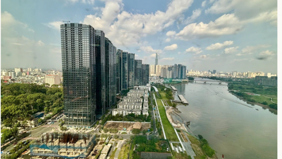 Căn hộ giá trên 100 triệu đồng/m² bùng nổ, nguồn cung mới tăng gần 10 lần sau một năm