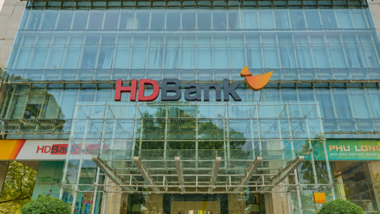 Hơn 161.000 tỷ đồng của HDBank đang được rót vào thị trường bất động sản, chi phí lãi tăng 61%