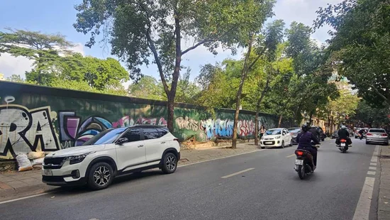 Doanh nghiệp trả 1.379 tỷ đồng cho khu “đất vàng” 18 Cao Bá Quát rồi bỏ cọc bị Hà Nội cấm đấu giá 18 tháng