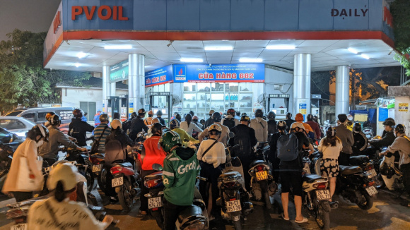 Chính phủ giảm thuế nhập khẩu nhiều loại xăng, dầu xuống 0%