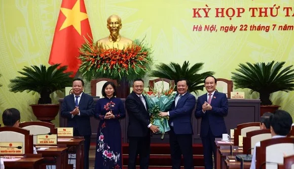 Ông Trần Sỹ Thanh làm Chủ tịch Hà Nội với 100% phiếu bầu