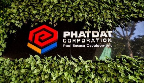 Giá cổ phiếu  "về mệnh", Phó chủ tịch Phát Đạt đăng ký bán lượng lớn
