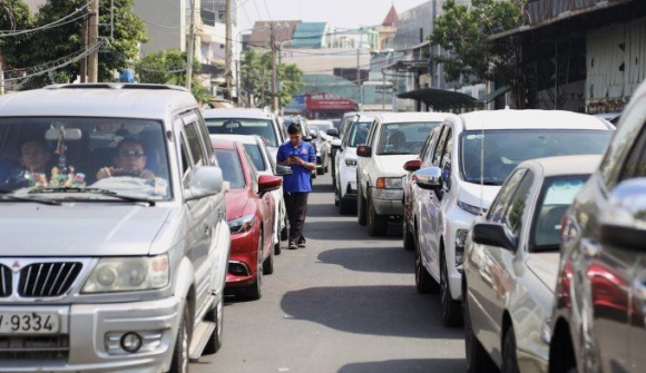 Hà Nội yêu cầu các trung tâm đăng kiểm làm thêm cả ngày nghỉ