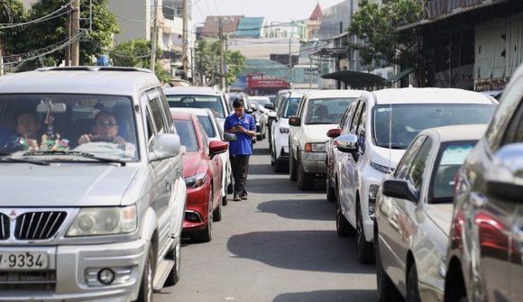 Hà Nội yêu cầu các trung tâm đăng kiểm làm thêm cả ngày nghỉ