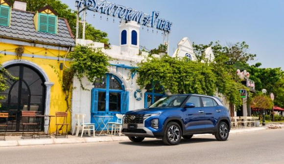 Loạt ô tô có giá 'lạc' cao nhất tại Việt Nam