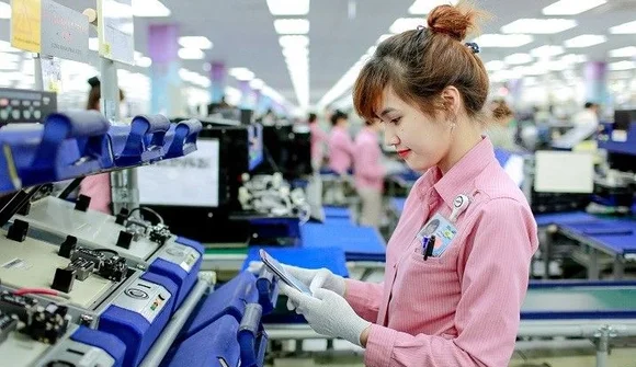 Việt Nam thu hút hơn 15 tỷ USD vốn đầu tư trực tiếp nước ngoài
