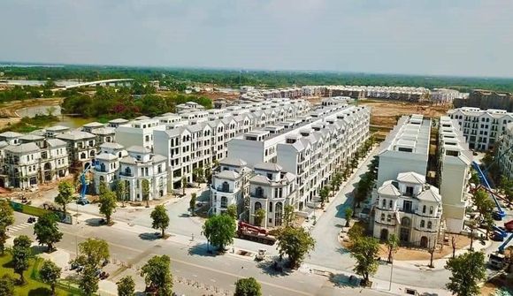 Thị trường nhà gắn liền với đất: Khách mua hờ hững, giá vẫn tăng cao