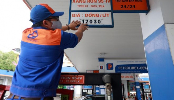 Giá xăng dầu giảm nhưng giá hàng hóa không giảm: Có đủ công cụ để xử lý!