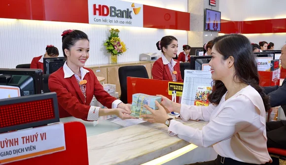 "Người nhà" Phó chủ tịch HDBank muốn bán hơn 4,4 triệu cổ phiếu