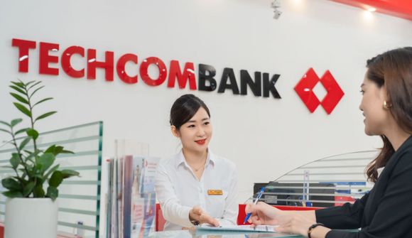 Techcombank quý 1/2023: Tiếp tục rót mạnh vốn vào bất động sản, nợ xấu vọt tăng