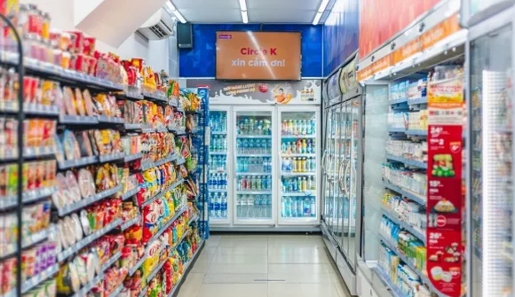 Chuỗi cửa hàng tiện lợi nước ngoài ở Việt Nam báo lỗ trăm tỷ nhưng vẫn "đốt tiền" mở cửa hàng