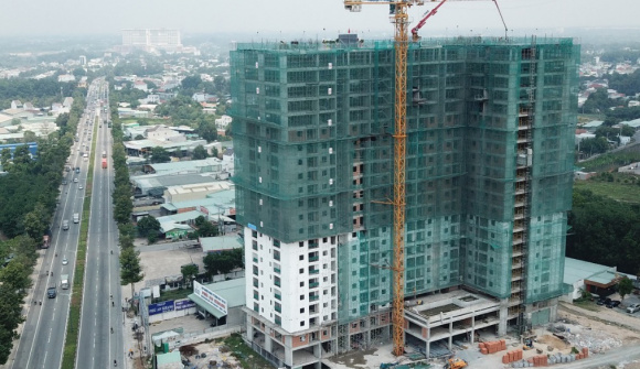 Thị trường bất động sản tháng 10/2024: Dòng tiền dịch chuyển, giá chung cư các tỉnh vùng ven TP.HCM tăng mạnh