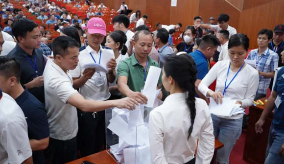 Hơn 1.300 hồ sơ tham gia đấu giá 34 thửa đất khởi điểm 2,3 triệu đồng/m2 ở huyện vùng ven Hà Nội