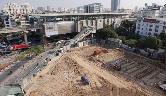 Đang rầm rộ, dự án Hồ Tùng Mậu Tower bất ngờ ngừng thi công, vì sao?