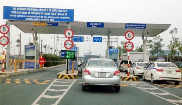 Từ 6/2, thu phí không dừng tại 2 sân bay