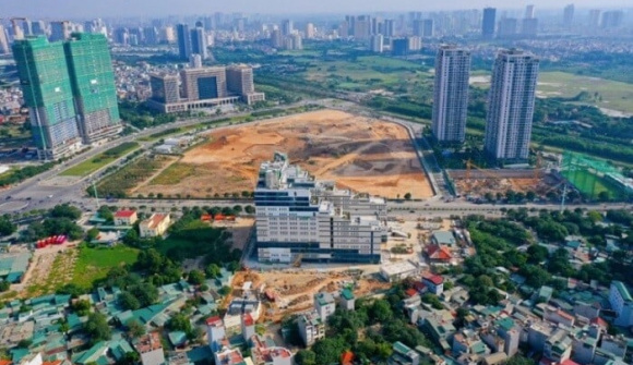 Thị trường bất động sản “nín thở” ngóng tin từ nghị trường
