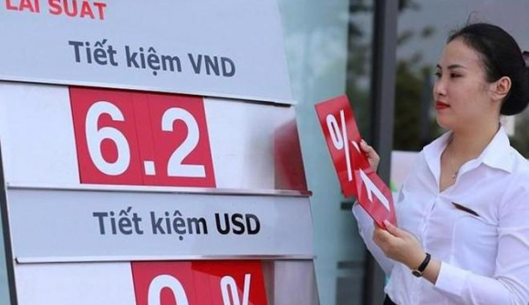 Loạt ngân hàng “đua nhau” nhập cuộc, lãi suất huy động liệu có tăng mạnh trở lại?
