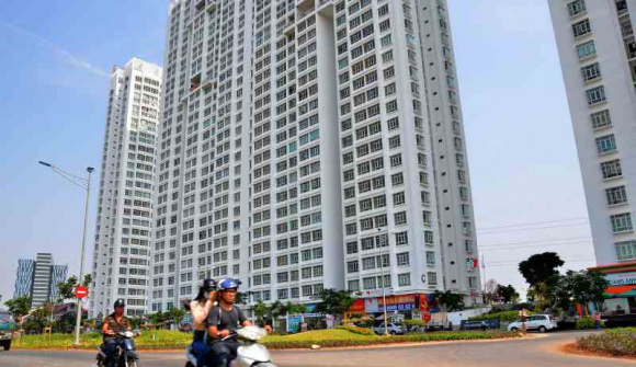 Chung cư và nhà đất cùng “sốt” đẩy nguồn thu từ đất đai tại Hà Nội tăng gấp 3,2 lần