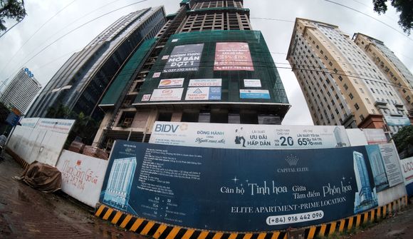 Cận cảnh tổ hợp Capital Elite chen chân trong “rừng” cao ốc bến xe Mỹ Đình, rao bán tới 91 triệu đồng/m2