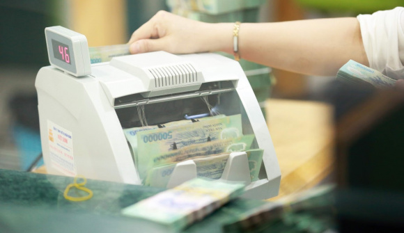 Đã đến lúc xem xét bỏ việc cấp room tín dụng?!