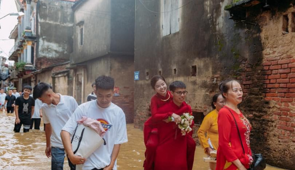 Thêm doanh nghiệp bất động sản dành 80 căn hộ trống tại tòa chung cư cao tầng đón người ngập lụt đến ở