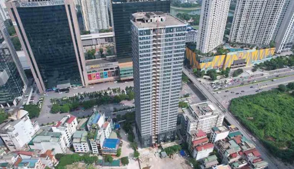 Giá chung cư đang phải “cõng” thêm 10-20 triệu đồng/m2 cho loạt tiện ích bể bơi, quảng trường, công viên, siêu thị