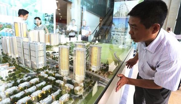 Ngân hàng tăng trần lãi suất: Người mua nhà lo lắng