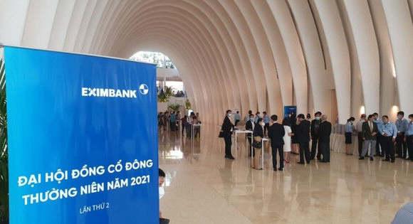 Thành Công Group, Âu Lạc, SMBC, VOF rút chân khỏi Eximbank, ai là người thay thế?