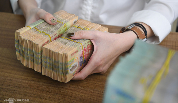 VNDirect: 4 ngân hàng tham gia cơ cấu nhà băng yếu kém được nới room tín dụng