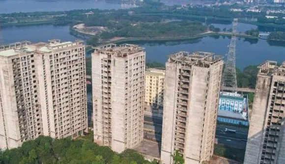 Dự án ký túc xá 1.900 tỷ đồng “đìu hiu”, vắng bóng người ở