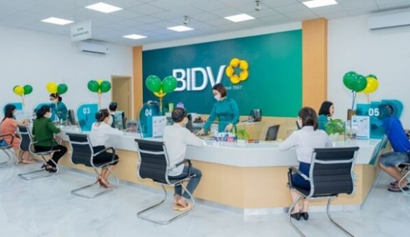 Lãi lớn nhưng nợ xấu và nợ trái phiếu của Ngân hàng BIDV tăng mạnh