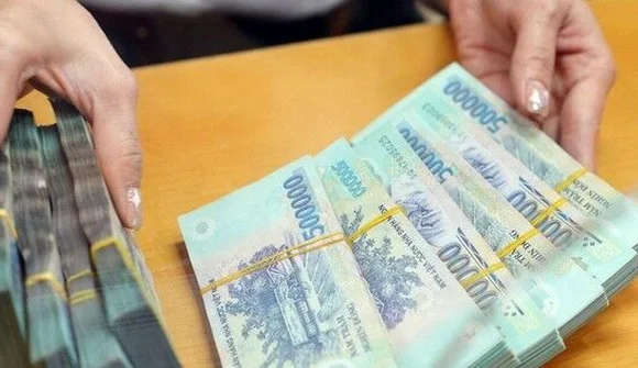 Cổ phiếu lao dốc, lãnh đạo nhiều doanh nghiệp xuất kho ngàn tỷ mua ‘đỡ giá’?