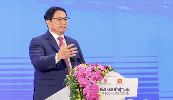 "Doanh nghiệp không thể neo nhà giá cao mãi, chỉ làm phân khúc cho người giàu..."