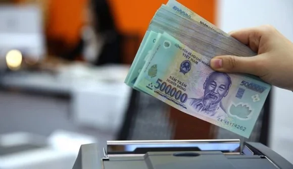 Nhiều ngân hàng giảm lãi suất huy động