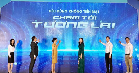 Thanh toán không dùng tiền mặt ngày càng tăng mạnh