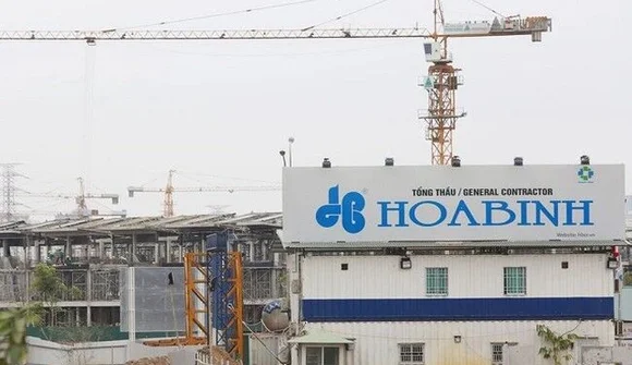 Chủ tịch Tập đoàn Xây dựng Hòa Bình đăng ký mua gần 7 triệu cổ phiếu công ty