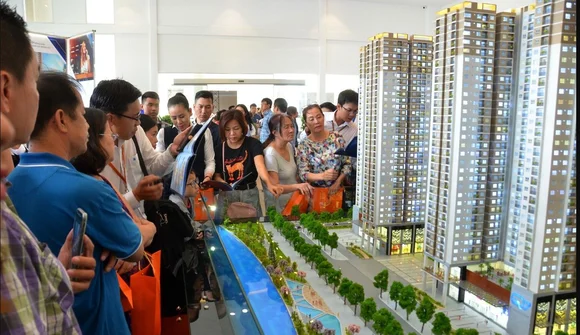 Tín dụng đối với bất động sản, trái phiếu doanh nghiệp, chứng khoán được kiểm soát chặt chẽ
