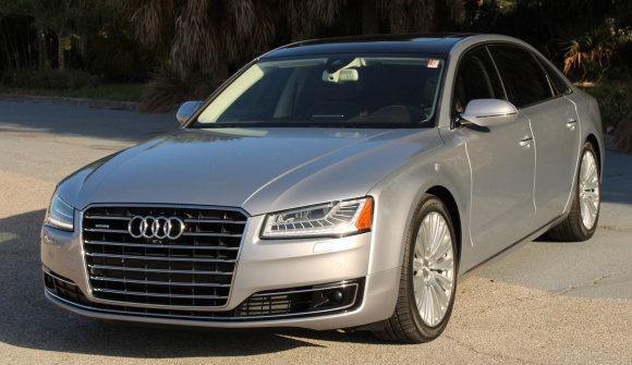 Triệu hồi Audi A8 tại Việt Nam có nguy cơ chết máy